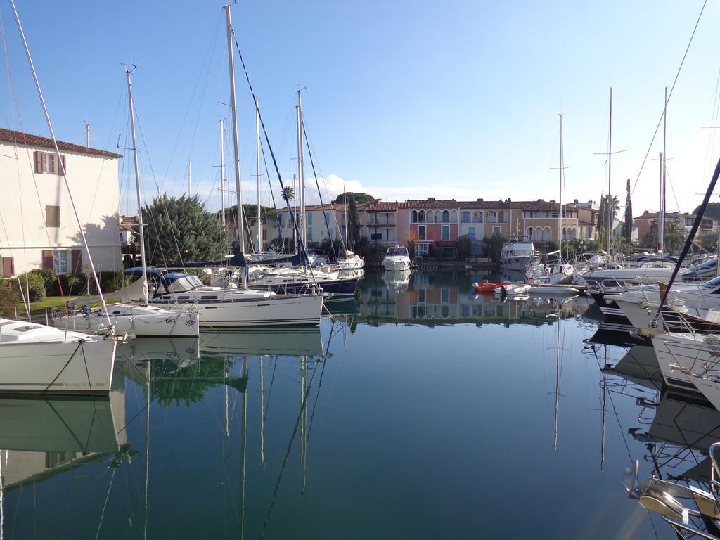 Apartment Port Grimaud Rum bild