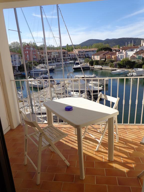 Apartment Port Grimaud Exteriör bild